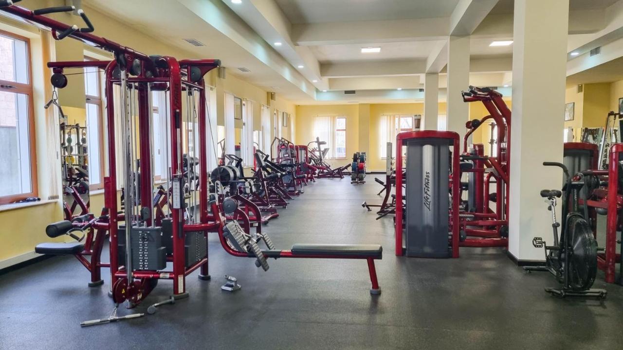Olympavan Hotel Jerevan Exteriör bild