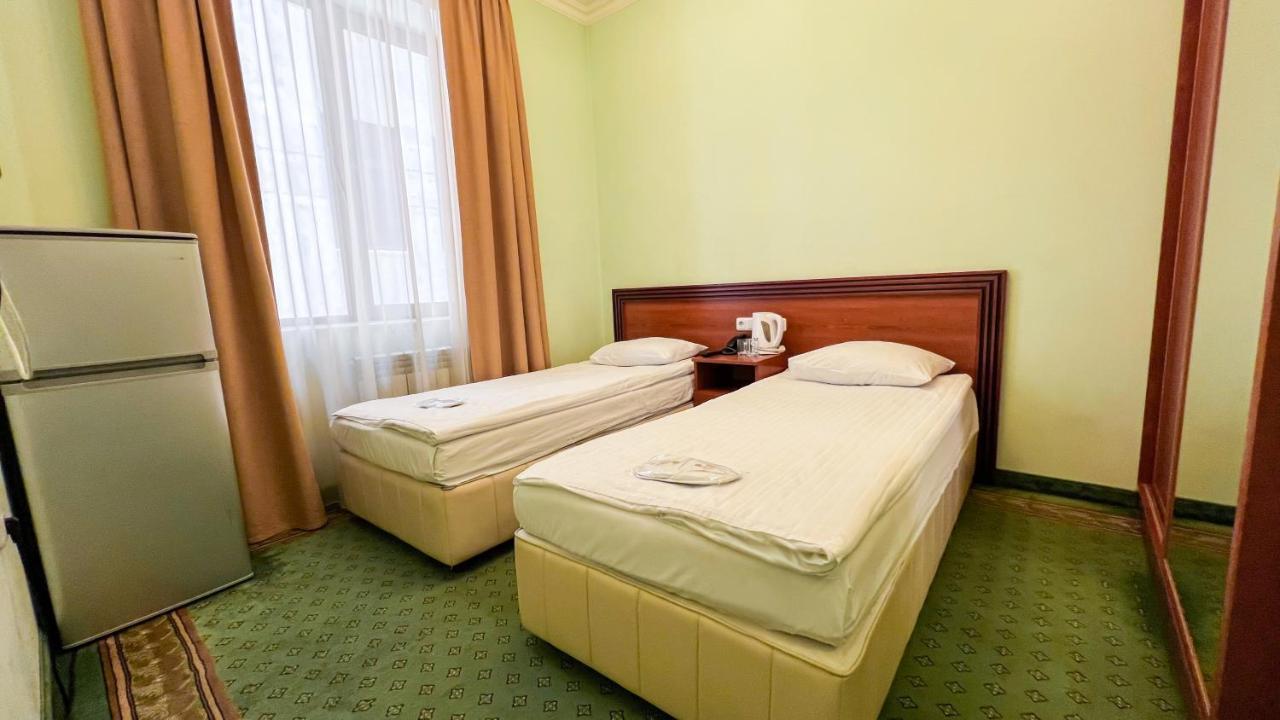 Olympavan Hotel Jerevan Exteriör bild
